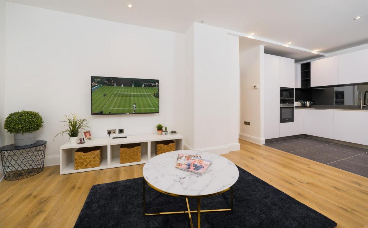 Apartament Panther House By Oval *