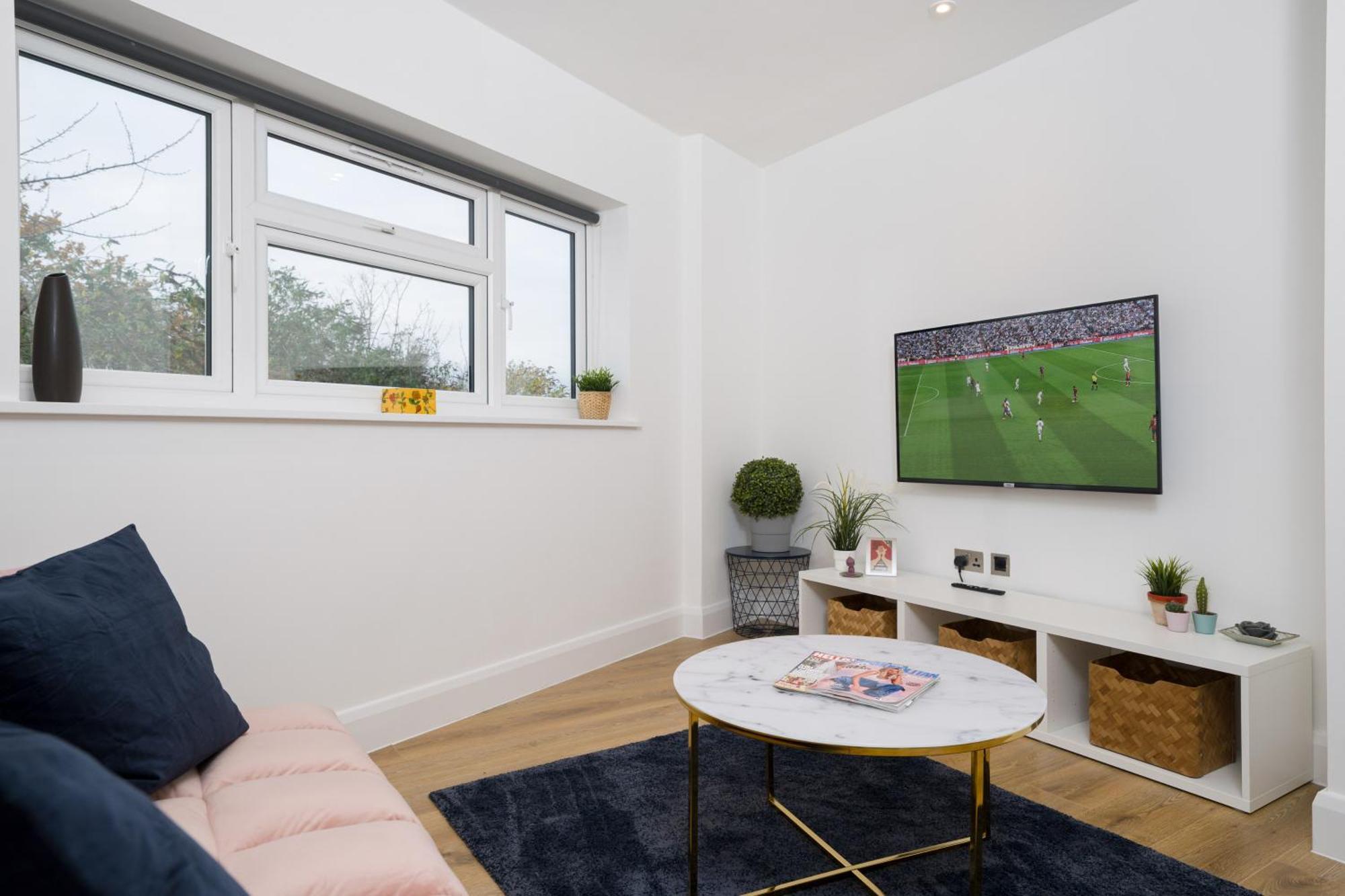 Panther House By Oval Apartament *