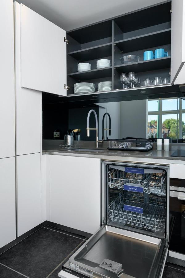 Apartament Panther House By Oval *