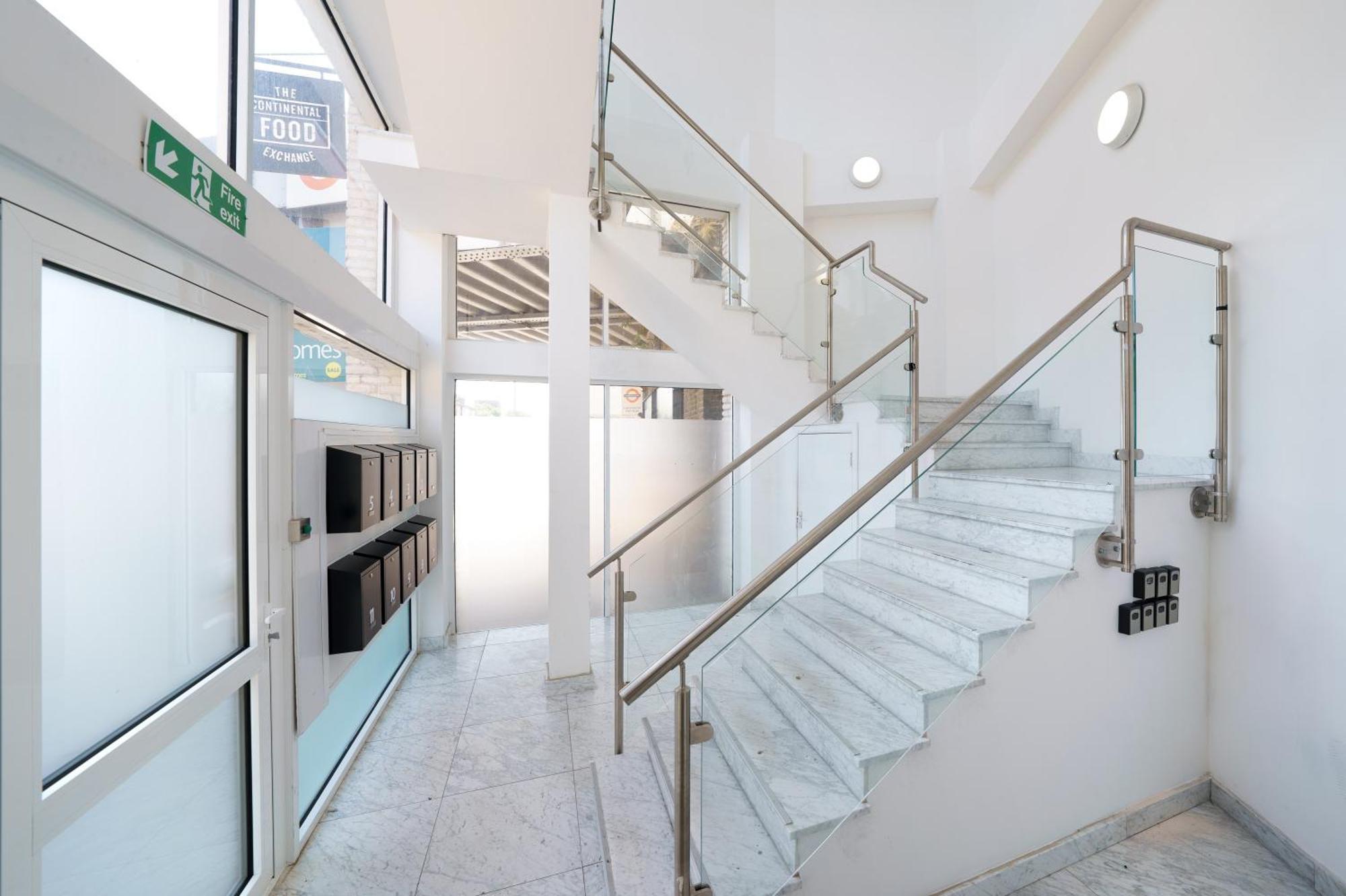 Panther House By Oval Apartament